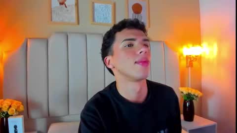 Sean online show from 09-23-25, 03:53