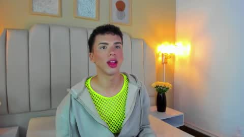 Sean online show from 10-10-25, 03:49