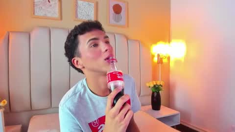 Sean online show from 10-22-25, 04:02