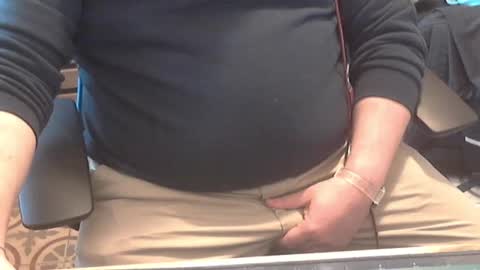 Snapshot of seathrough chatting on 02-25-26, 08:46 Falco J online show from 02-25-26, 08:46