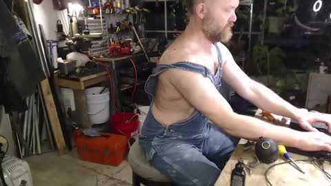 Seattlemanwhore online show from 01-19-26, 03:05