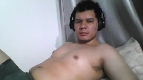 Snapshot of seb5759 chatting on 05-05-26, 04:09 seb5759 online show from 05-05-26, 04:09