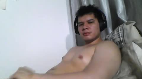 Snapshot of seb5759 chatting on 05-13-26, 04:21 seb5759 online show from 05-13-26, 04:21