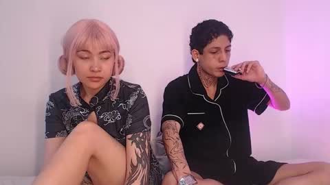  CAMILA Y SEBASTIAN online show from 11-05-25, 04:29