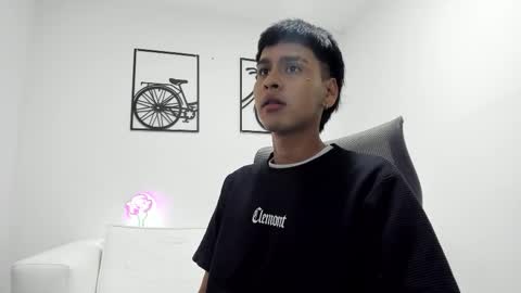 Snapshot of sebas_lover_ chatting on 10-22-25, 07:57 SEBASTIAN online show from 10-22-25, 07:57