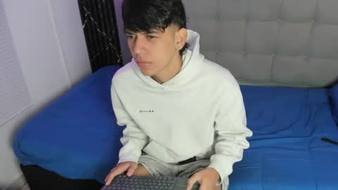 sebas_pretty7 online show from 07-15-26, 12:32