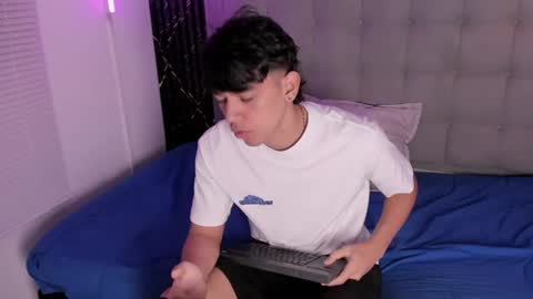 sebas_pretty7 online show from 07-16-26, 12:33