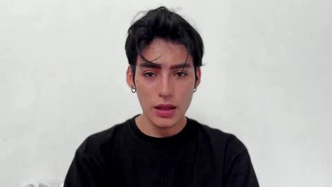 Snapshot of sebas_rosse chatting on 12-04-24, 02:15 sebastian online show from 12-04-24, 02:15