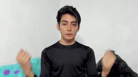 Snapshot of sebas_rosse chatting on 12-13-24, 10:55 sebastian online show from 12-13-24, 10:55