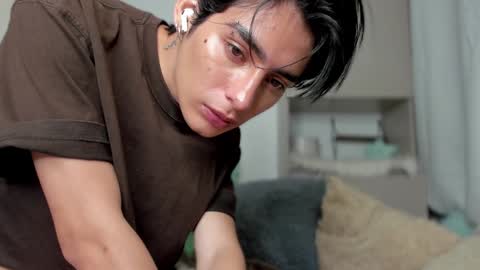 Snapshot of sebas_rosse chatting on 01-27-25, 09:23 sebastian online show from 01-27-25, 09:23