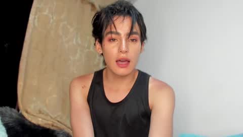 Snapshot of sebas_rosse chatting on 02-18-25, 12:15 sebastian online show from 02-18-25, 12:15