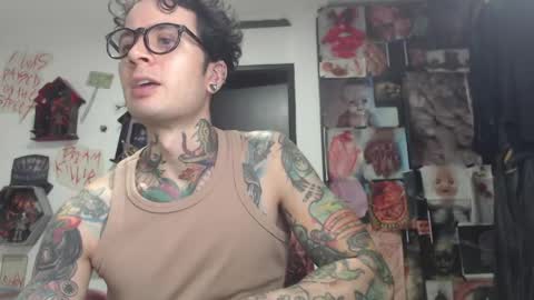 Snapshot of sebasbigdick_ chatting on 05-12-26, 07:05 spityio instagram online show from 05-12-26, 07:05