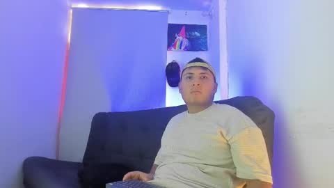 Snapshot of sebastian_col chatting on 02-09-25, 06:26 Sebastian Col online show from 02-09-25, 06:26