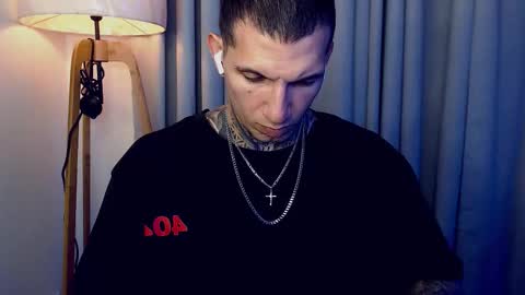 Snapshot of sebastian_muss chatting on 10-14-25, 01:01 Sebastian online show from 10-14-25, 01:01