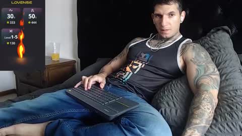 Sebastian online show from 01-07-26, 06:43