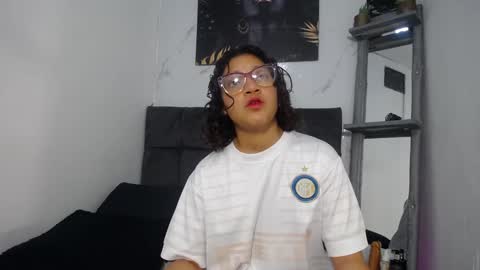 sebastian n alinson online show from 12-04-24, 03:04