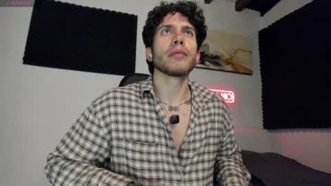 Lucian Sinclair online show from 04-12-26, 12:48