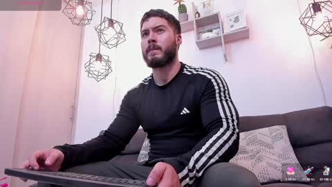 Snapshot of sebastianvilla__ chatting on 01-07-25, 11:24 Instagram jeanpaulfit online show from 01-07-25, 11:24