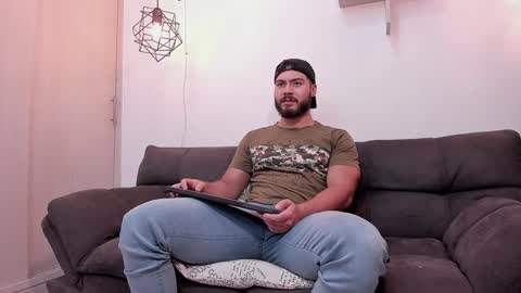 Snapshot of sebastianvilla__ chatting on 01-08-25, 10:06 Instagram jeanpaulfit online show from 01-08-25, 10:06