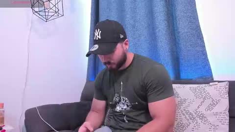 Snapshot of sebastianvilla__ chatting on 02-25-25, 03:38 Instagram jeanpaulfit online show from 02-25-25, 03:38