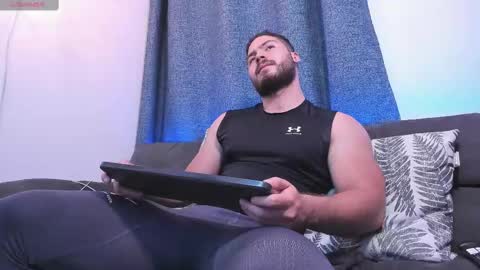 Snapshot of sebastianvilla__ chatting on 02-26-25, 12:16 Instagram jeanpaulfit online show from 02-26-25, 12:16