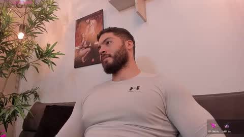 Snapshot of sebastianvilla__ chatting on 11-26-25, 12:33 Instagram jeanpaulfit online show from 11-26-25, 12:33