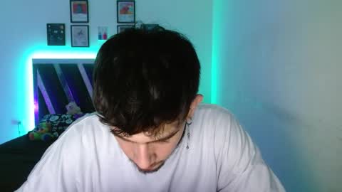 Snapshot of sebasxxl12 chatting on 10-15-25, 04:51 Sebas online show from 10-15-25, 04:51