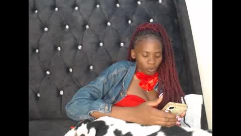 sebatrishaa online show from 09-14-25, 12:32