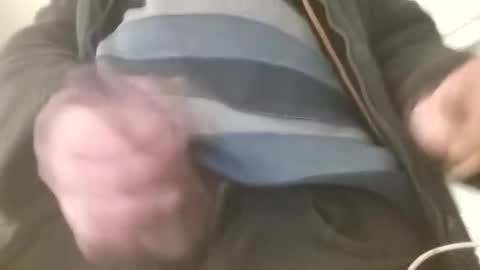 Snapshot of sebtin1979 chatting on 03-04-26, 01:11 sebtin1979 online show from 03-04-26, 01:11