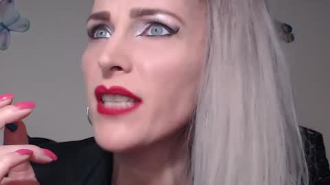 Emily online show from 01-23-25, 09:18