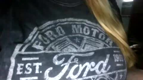 Snapshot of secret18slaveanon chatting on 11-17-25, 09:09 Sunny online show from 11-17-25, 09:09