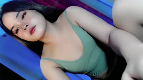 kwen online show from 12-18-25, 06:03