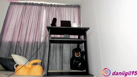 Snapshot of secret_daniell1 chatting on 01-07-25, 01:24 Daniela  online show from 01-07-25, 01:24