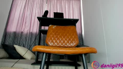 Snapshot of secret_daniell1 chatting on 02-08-25, 03:10 Daniela  online show from 02-08-25, 03:10