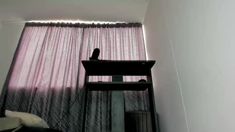 Snapshot of secret_daniell1 chatting on 02-25-25, 03:16 Daniela  online show from 02-25-25, 03:16