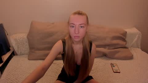 Amanda and  pair in a real life we love each other but can play with you online show from 12-16-24, 09:03