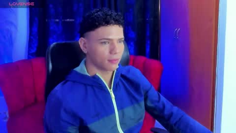 Snapshot of secret_justin chatting on 11-25-25, 12:16 JUSTIN online show from 11-25-25, 12:16