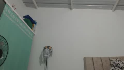 Snapshot of secret_justin chatting on 12-05-25, 11:52 JUSTIN online show from 12-05-25, 11:52