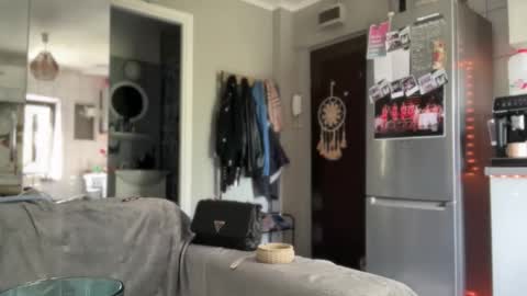 Snapshot of secret_lovers1 chatting on 04-27-26, 02:48 Secret Lovers online show from 04-27-26, 02:48
