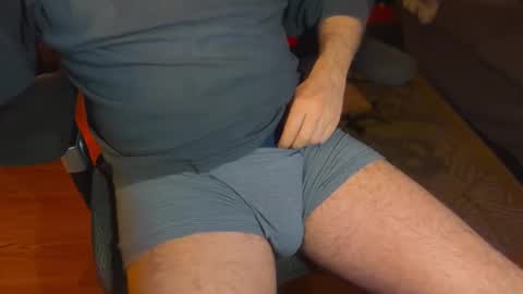 secret_neighbor_ online show from 02-24-26, 03:04