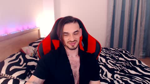 Snapshot of secret_sir chatting on 01-03-25, 02:10 Dean Carter online show from 01-03-25, 02:10