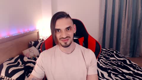 Snapshot of secret_sir chatting on 01-05-25, 02:06 Dean Carter online show from 01-05-25, 02:06