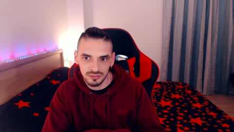 Snapshot of secret_sir chatting on 01-09-25, 12:25 Dean Carter online show from 01-09-25, 12:25