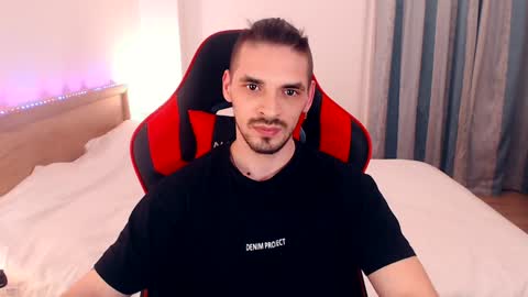 Snapshot of secret_sir chatting on 01-19-25, 11:21 Dean Carter online show from 01-19-25, 11:21