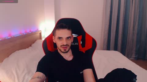 Snapshot of secret_sir chatting on 01-22-25, 11:53 Dean Carter online show from 01-22-25, 11:53