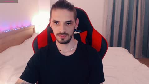 Snapshot of secret_sir chatting on 01-30-25, 12:18 Dean Carter online show from 01-30-25, 12:18