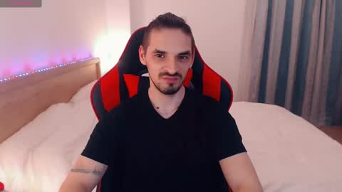 Snapshot of secret_sir chatting on 02-10-25, 11:13 Dean Carter online show from 02-10-25, 11:13