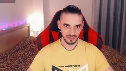 Snapshot of secret_sir chatting on 03-05-25, 11:38 Dean Carter online show from 03-05-25, 11:38