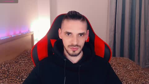 Snapshot of secret_sir chatting on 03-08-25, 11:39 Dean Carter online show from 03-08-25, 11:39