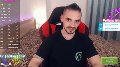 Snapshot of secret_sir chatting on 11-22-25, 12:31 Dean Carter online show from 11-22-25, 12:31